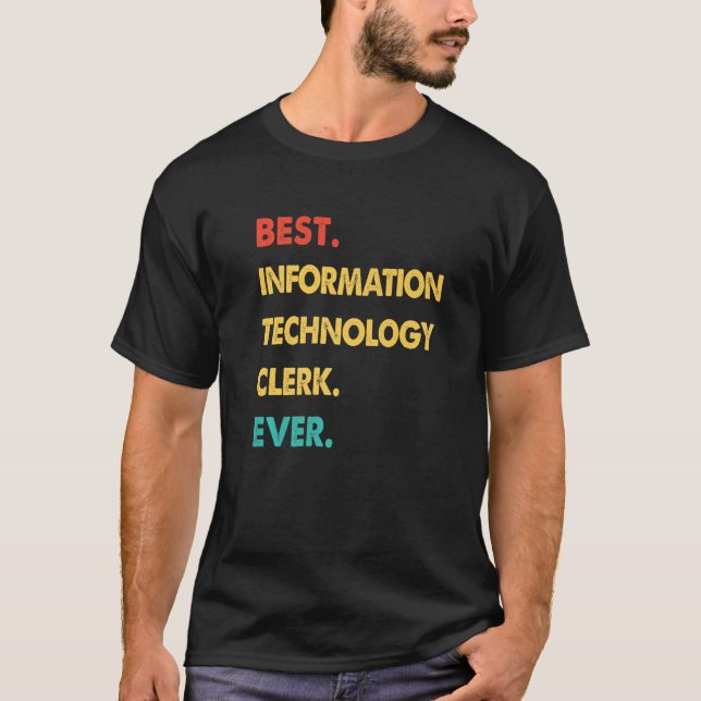 Camiseta Retrô - Melhor funcionário em tecnologia da inform (Frente)