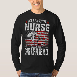 Camiseta Retro Minha Enfermeira Favorita Me Chama Namorada