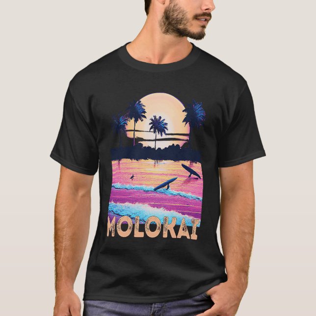 Camiseta Retro Molokai Hawaii Souvenir Surf (Frente)