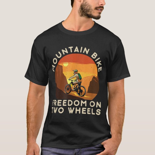 Camiseta Retro MTB Trilho Montanha Nova bicicleta de bicicl (Frente)