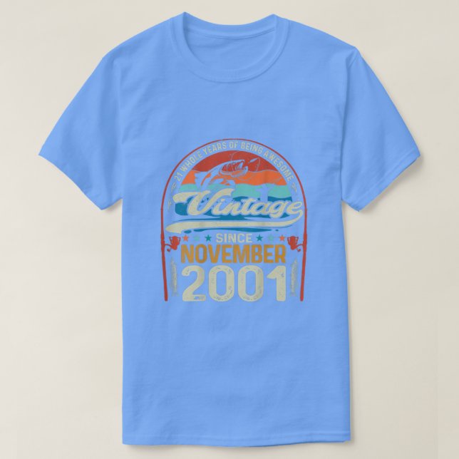 Camiseta Retro November 2001 21 Year Old Fishing Lover 21st (Frente do Design)
