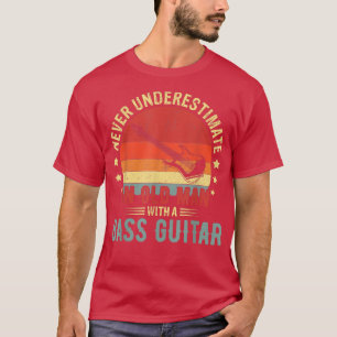 Camiseta Retrô Nunca Subestime O Velho Com Uma Boca