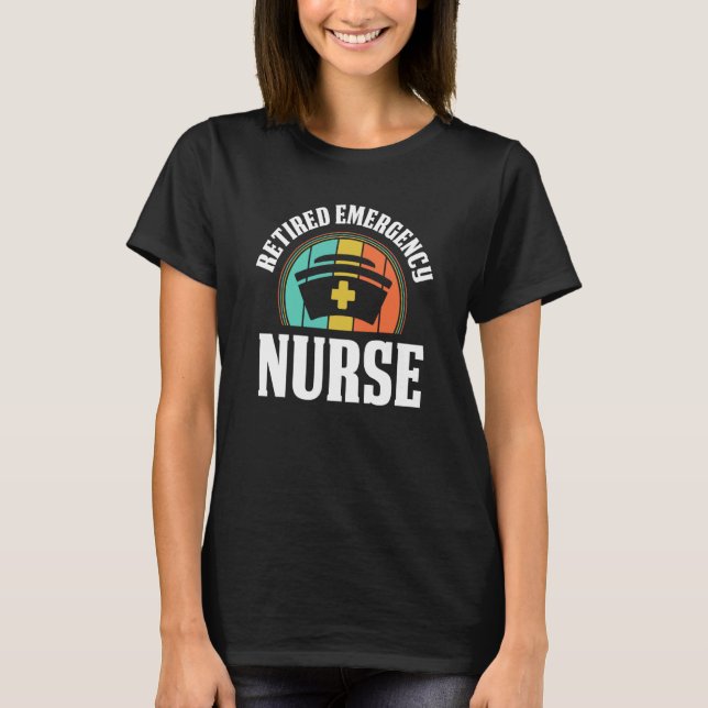 Camiseta Retro Nursing Retired Caretaker  Vintage Emergency (Frente)