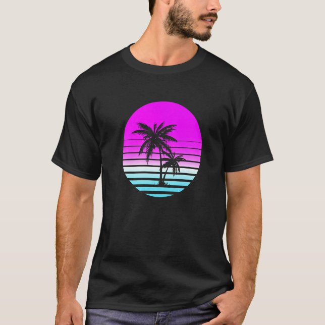 Camiseta Retro Oitenta anos 80 Vaporwave Sunset Palm Trees  (Frente)