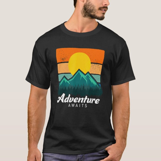 Camiseta Retro Outdoor Adventure Aguarda Homens de Caminhad (Frente)