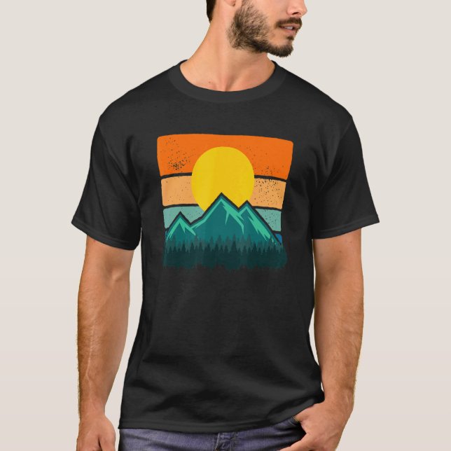 Camiseta Retro Outdoor Ataque Trekking Caminhando comigo (Frente)