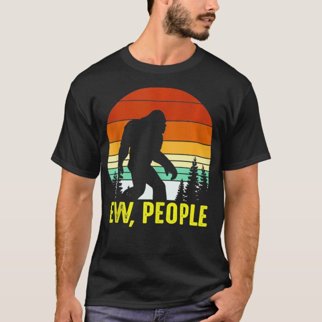 Camiseta Retro Ow Pessoas Funny Bigfoot Sasquatch  (Frente)