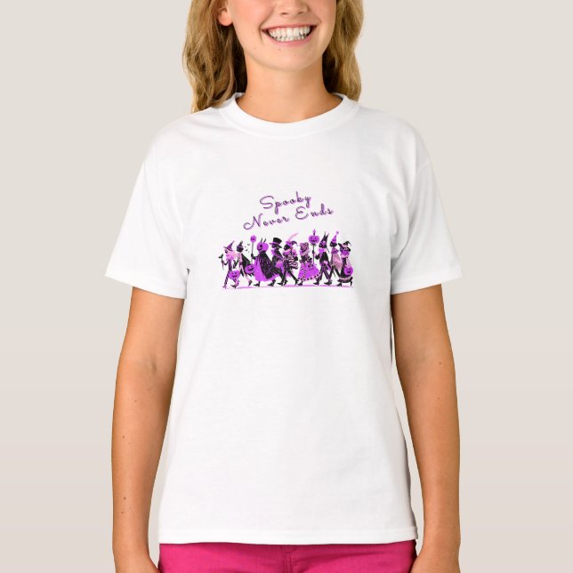 Camiseta Retro Purple Spooky Never Ends Halloween (Frente)