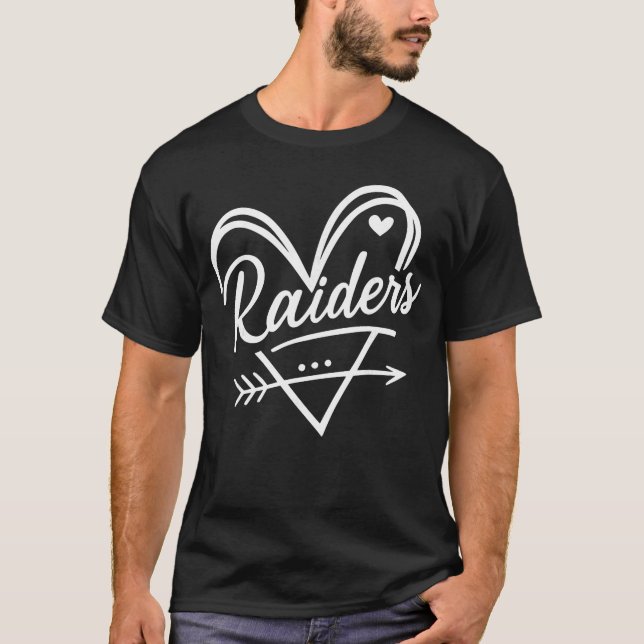 Camiseta Retro Raiders Heart Gift for Men Women Kid Boy Gir (Frente)