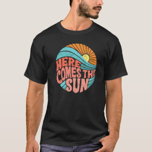 Camiseta Retro Rainbow Sunrise Vem O Sol Hippie Gi