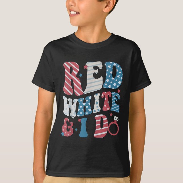Camiseta Retro Red White And I Do 4th Of July Bachelorette  (Frente)