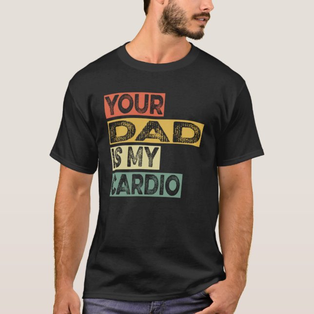 Camiseta Retro Sayings Piada Seu Pai É Meu Cadio (Frente)
