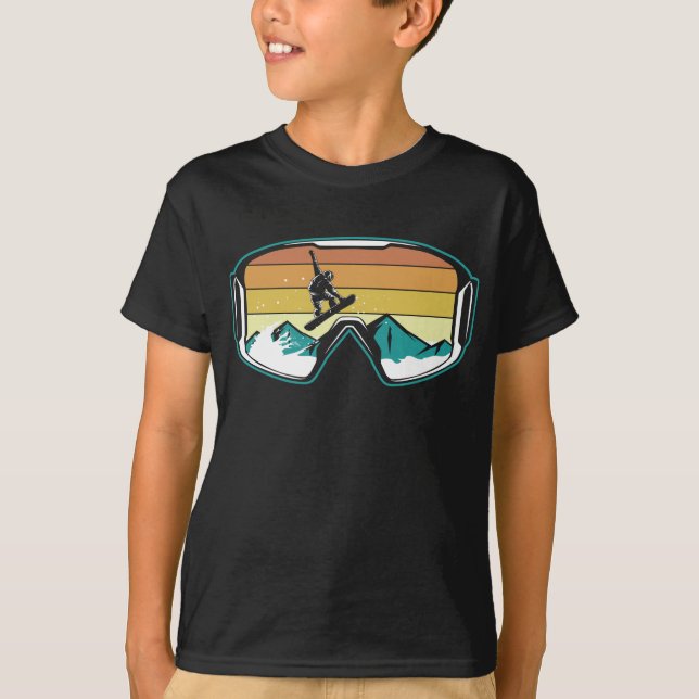 Camiseta Retro Snowboard Solto Salto Neve Montanha (Frente)