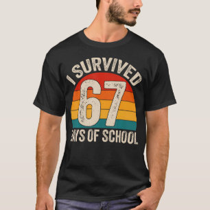 Camiseta Retro Sobrevivi 67 Dias De Escola Six Seven Meme