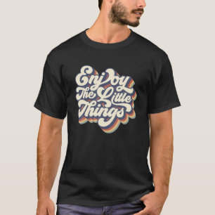 Camiseta Retro Sunset Aproveite As Pequenas Coisas Motivaci