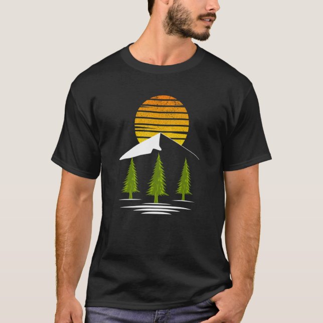 Camiseta Retro Sunset Pine Trees & Mountain Scene For Men (Frente)