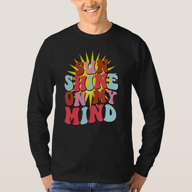 Camiseta Retro Sunshine On My Mind Groovy Summer (Frente)