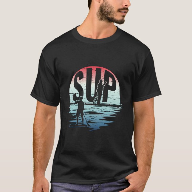 Camiseta Retro Sup Sunset - Prepare-se Para Transmitir Espo (Frente)