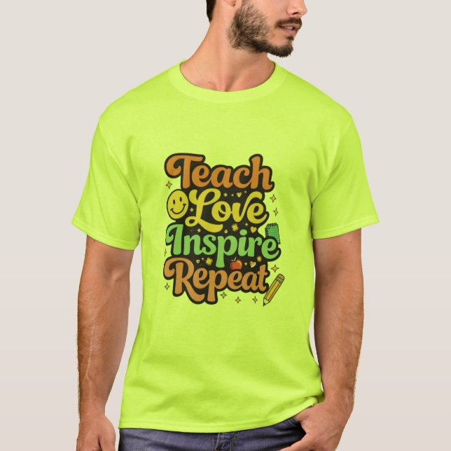 Camiseta Retro Teach Love Inspire Teacher T-Shirt (Frente)