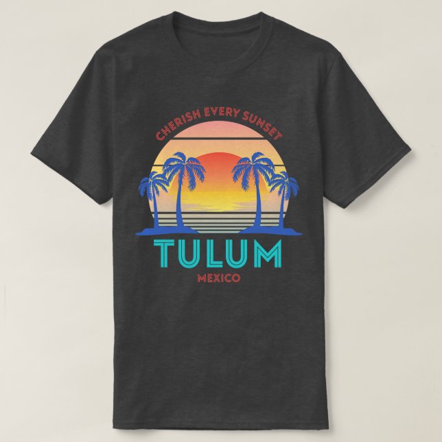 Camiseta Retro Tulum Beach Cherly todo Sunset (Frente do Design)