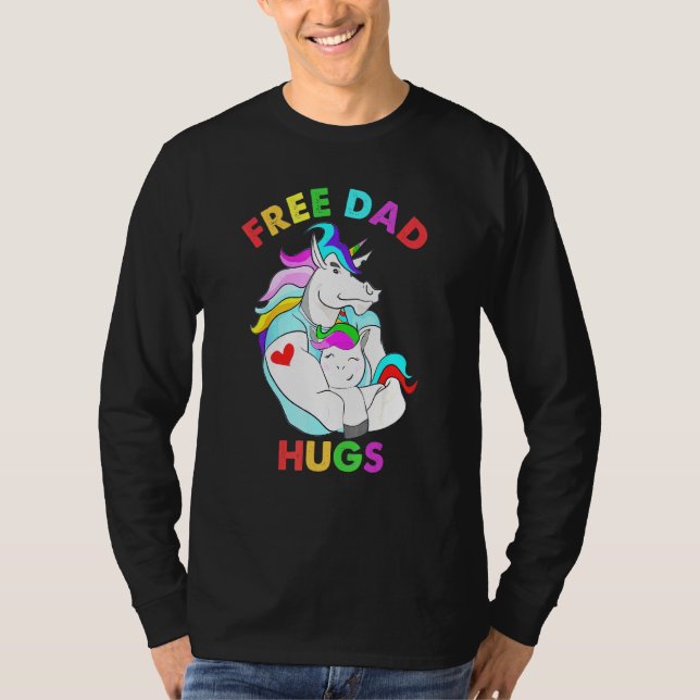 Camiseta Retro Unicorn LGBT Pai Hugs LGBT Orgulho gay Su (Frente)