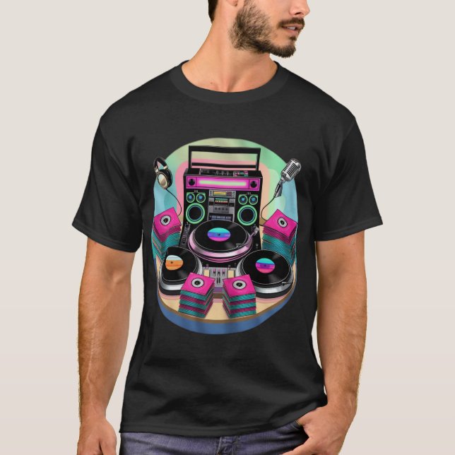 Camiseta "Retro Vibes: Coleção DJ 80s (Frente)