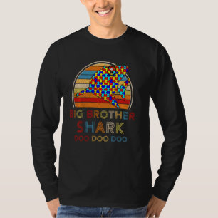 Camiseta Retro Vintage Grande Irmão Autismo De Tubarão Sens