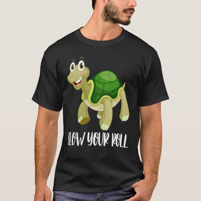 Camiseta Retro Vintage Turtle Mãe Devagar Seu Rolo (Frente)