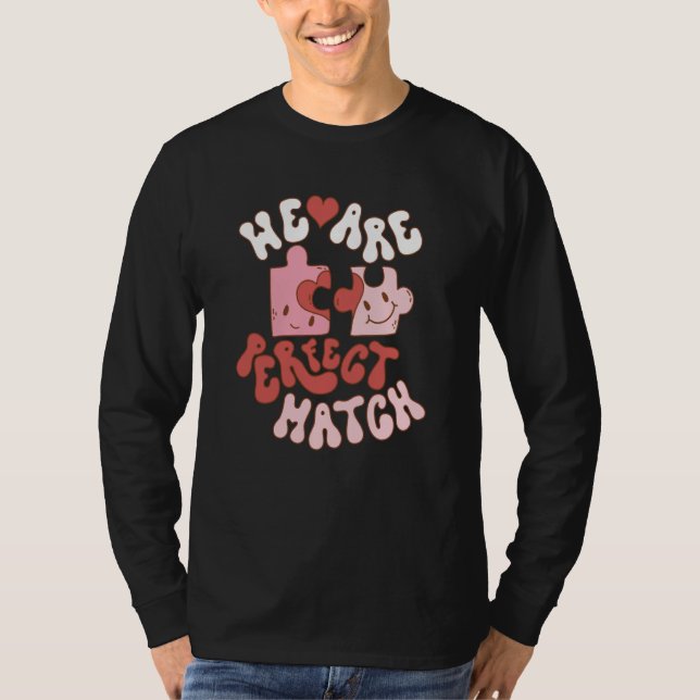 Camiseta Retro We Are Perfect Match Puzzle Piece Couple Val (Frente)