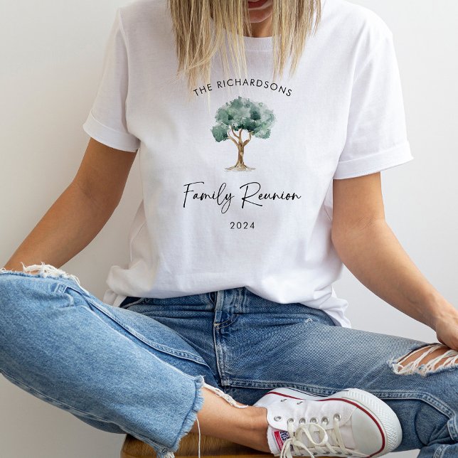 Camiseta Reunião da Família com Árvore e Script Moderno (The perfect, stylish shirt for your family reunion)