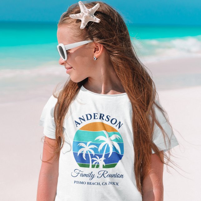 Camiseta Reunião Familiar Summer Beach Palm Trees Girls (Choose from several styles and sizes.)