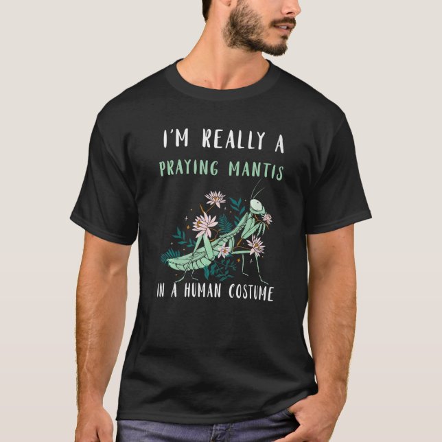 Camiseta Rezando Mantis Em Figurino Humano Verde Inseto (Frente)