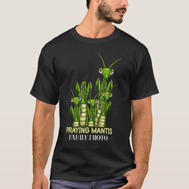 Camiseta Rezando Mantis Futuro Entomologista Coleta de Inse (Frente)