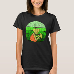 Camiseta Rezando Mantis Retro Insetos Verdes Vintage
