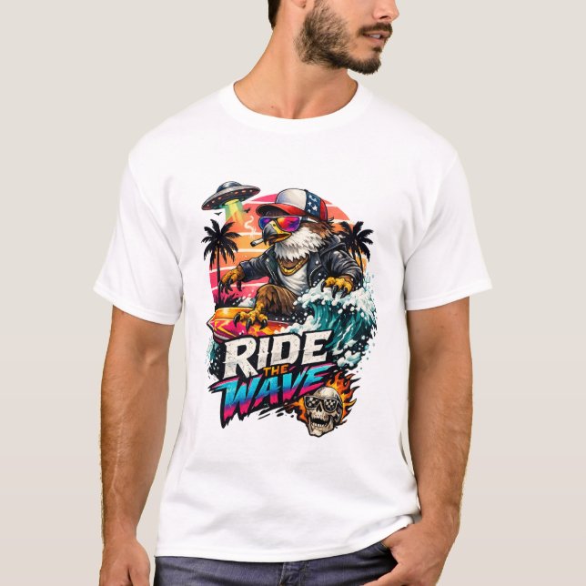 Camiseta Ride the Wave Eagle Surfer (Frente)