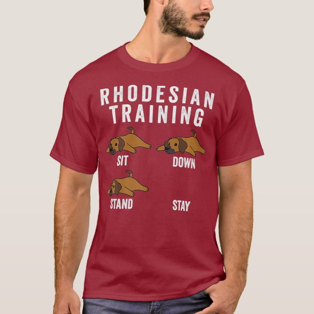 Camiseta Ridgeback Ridgeback Treinando Cão Premium (Frente)