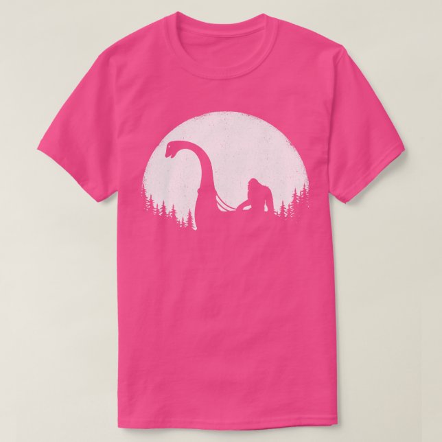 Camiseta Riding Loch Ness Monster Nessie (Frente do Design)