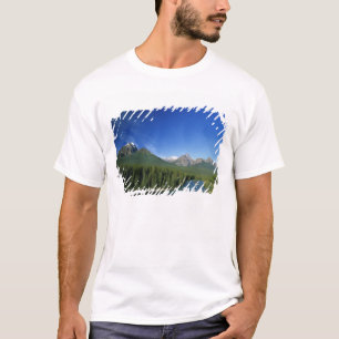 Camiseta Rio Bow perto do Parque Nacional Banff em Alberta