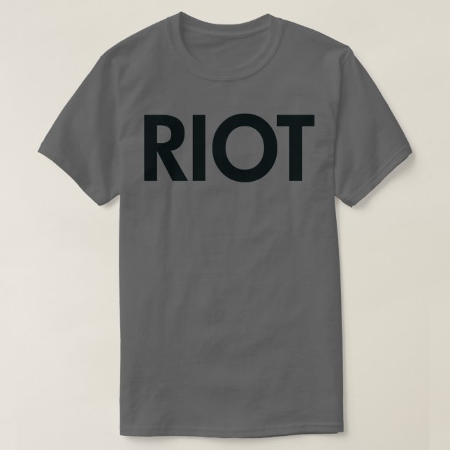 Camiseta Riot black (Frente do Design)
