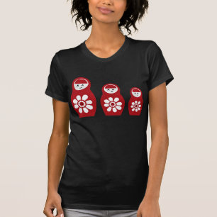 Camiseta Riyah-Li projeta a boneca três do assentamento