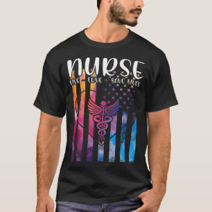 Camiseta RN Enfermeira Live Love Save Lives ER Nursing Scho