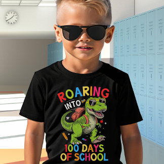 Camiseta Roaring into 100 Days of School Dinosaur– Fun Kids