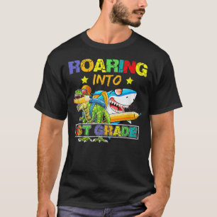 Camiseta Roaring Into 1st Grade Dinosaur Shark Back to Scho