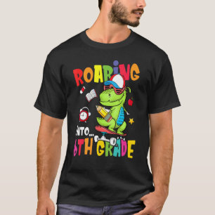 Camiseta Roaring Into 6th Grade Dinosaur Boys Kids Back To 