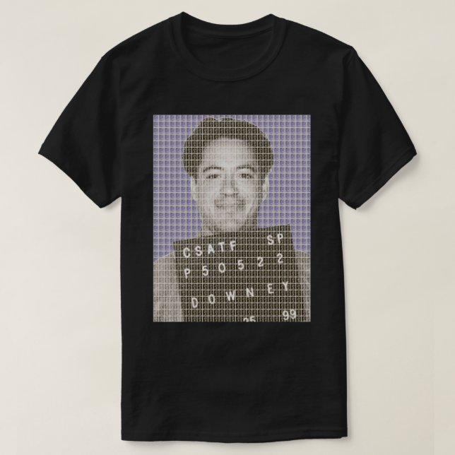 Camiseta Robert Downey Jr Mug Atirou Violet (Frente do Design)