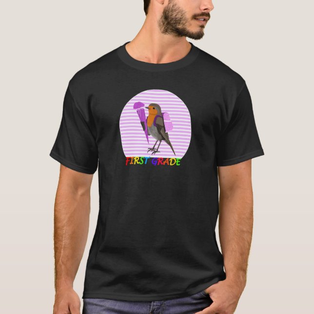 Camiseta Robin Bird First Day of School First Grade Animal  (Frente)