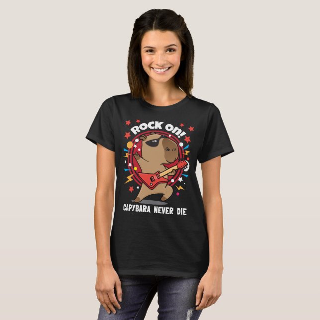 Camiseta Rock On! Capybara Nunca Morre Violão Solo (Frente Completa)
