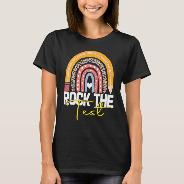 Camiseta Rock The Test Day Teacher Testing Day Rainbow (Frente)