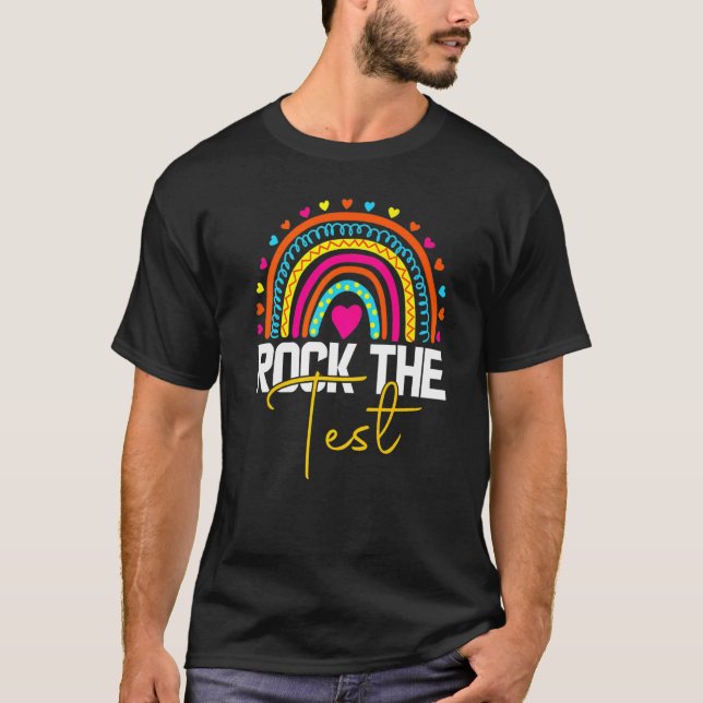 Camiseta rock the test test day teacher testing day rainbow (Frente)