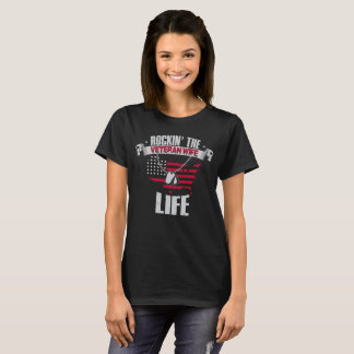 Camiseta Rockin 'The Veteran Wife Life